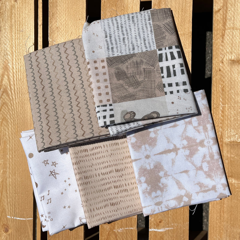 Sweet Lullaby 5 Piece Fat Quarter Bundle - Beige