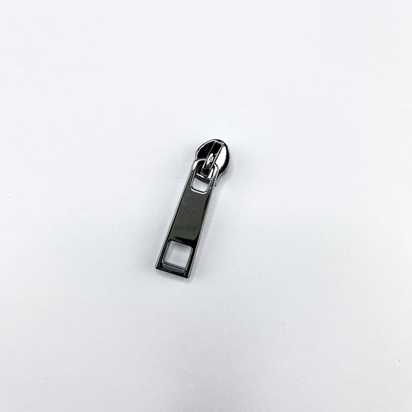 Zipper Pull -  Canada